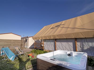 campinggirasole en glamping-special-offer-holiday-village-in-marche-by-the-sea 010