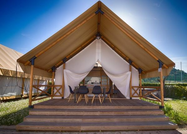 campinggirasole en glamping-special-offer-holiday-village-in-marche-by-the-sea 003