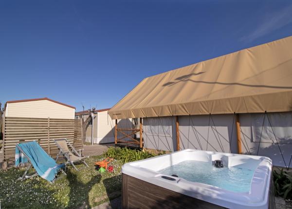 campinggirasole en glamping-special-offer-holiday-village-in-marche-by-the-sea 005